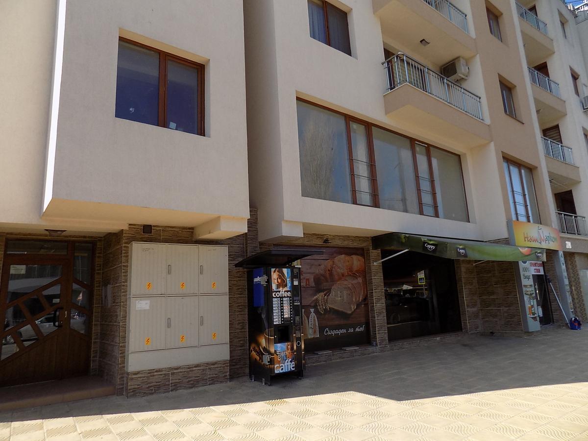 Apartment Silvi Warna Exterior foto